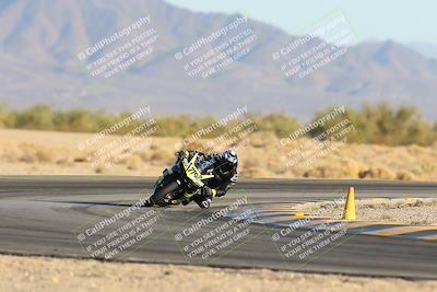 media/Jan-11-2025-CVMA (Sat) [[ddeb3f563a]]/Race 13-Amateur Supersport Open/